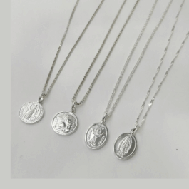 Medalla Religiosa con cadena