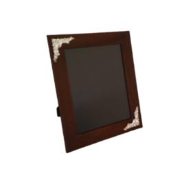 Marco de madera con plata colonial